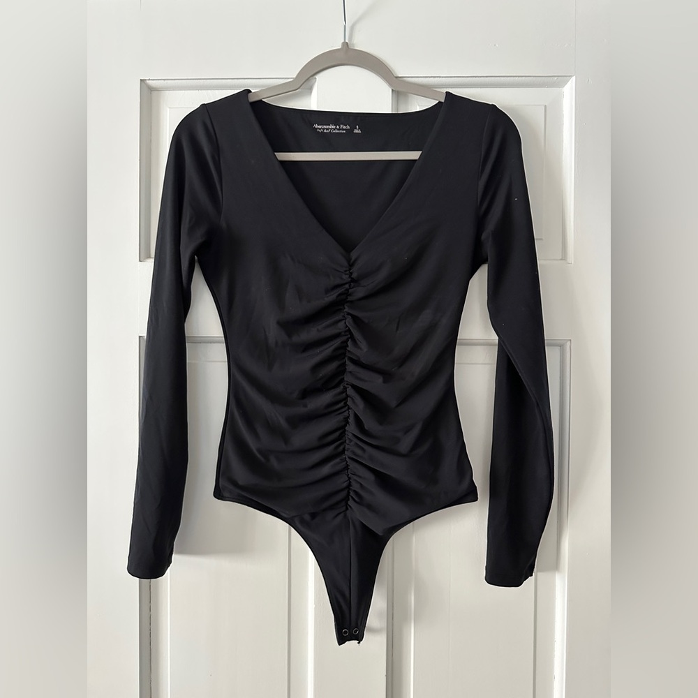 Abercrombie & Fitch Long Sleeve V-Neck Black Bodysuit